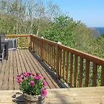 2 Bedroom Awesome In Σπίτι διακοπών