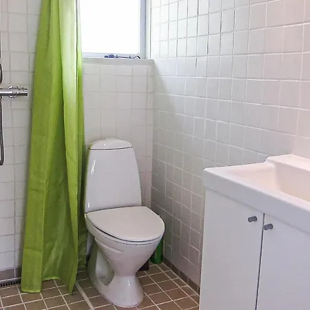2 Bedroom Awesome In Allinge-Sandvig