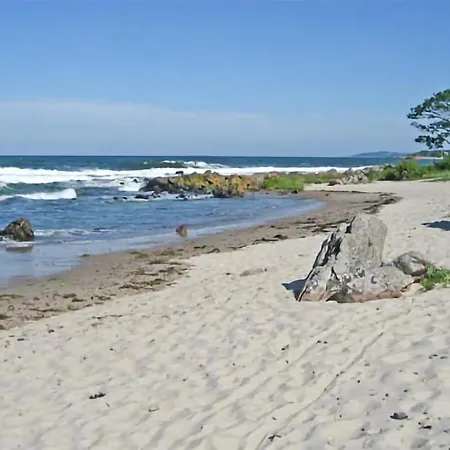 Vakantiehuis 2 Bedroom Awesome In *