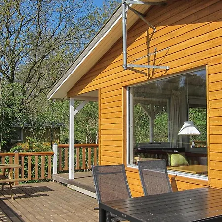 Vakantiehuis 2 Bedroom Awesome In *