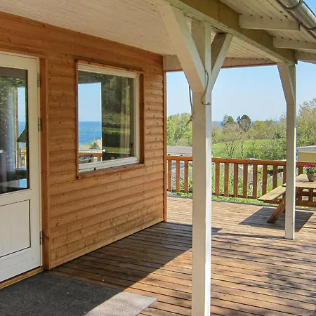 Hébergement de vacances 2 Bedroom Awesome In *