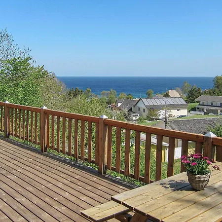 Hébergement de vacances 2 Bedroom Awesome In